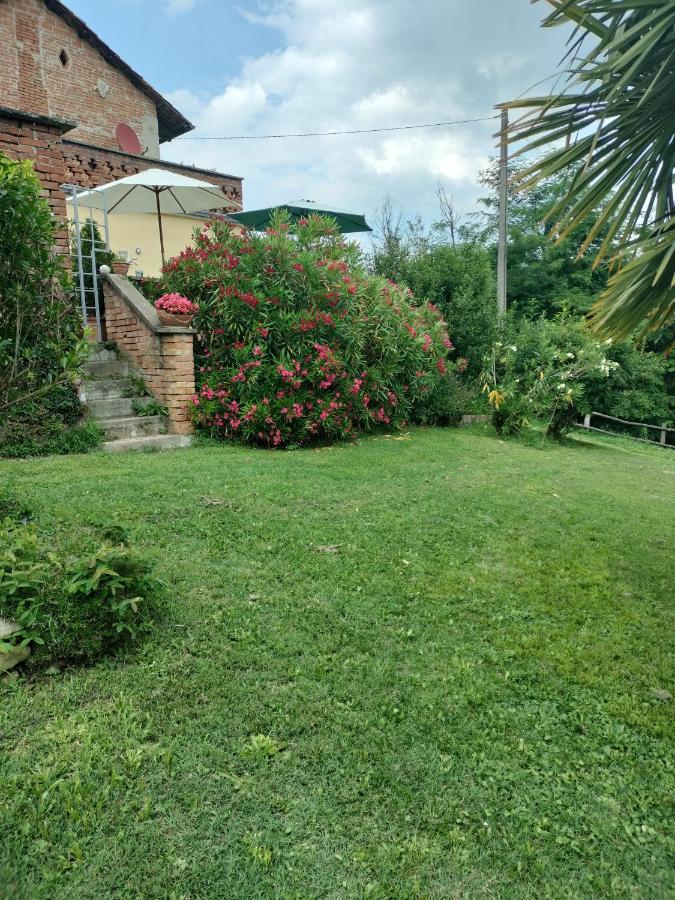 Casa Relax Immersa Nel Verde Della Natura Casalborgone Exteriör bild