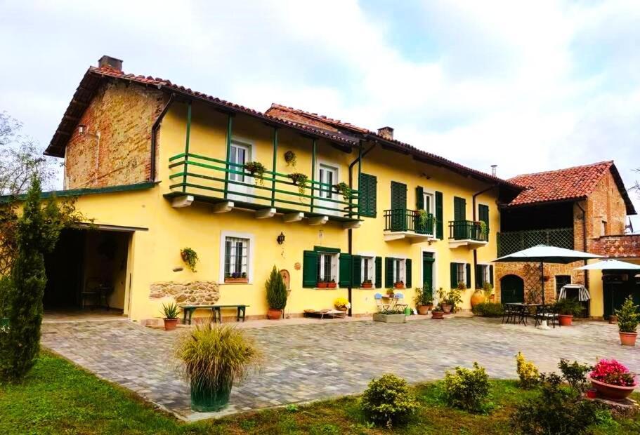 Casa Relax Immersa Nel Verde Della Natura Casalborgone Exteriör bild